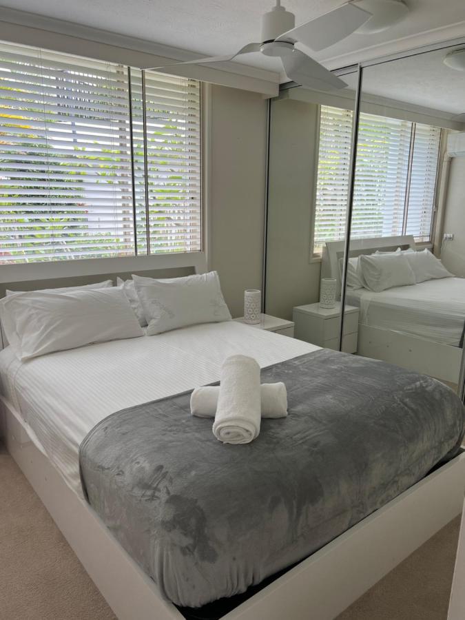 Sandcastles On Currumbin Beach Gold Coast Extérieur photo