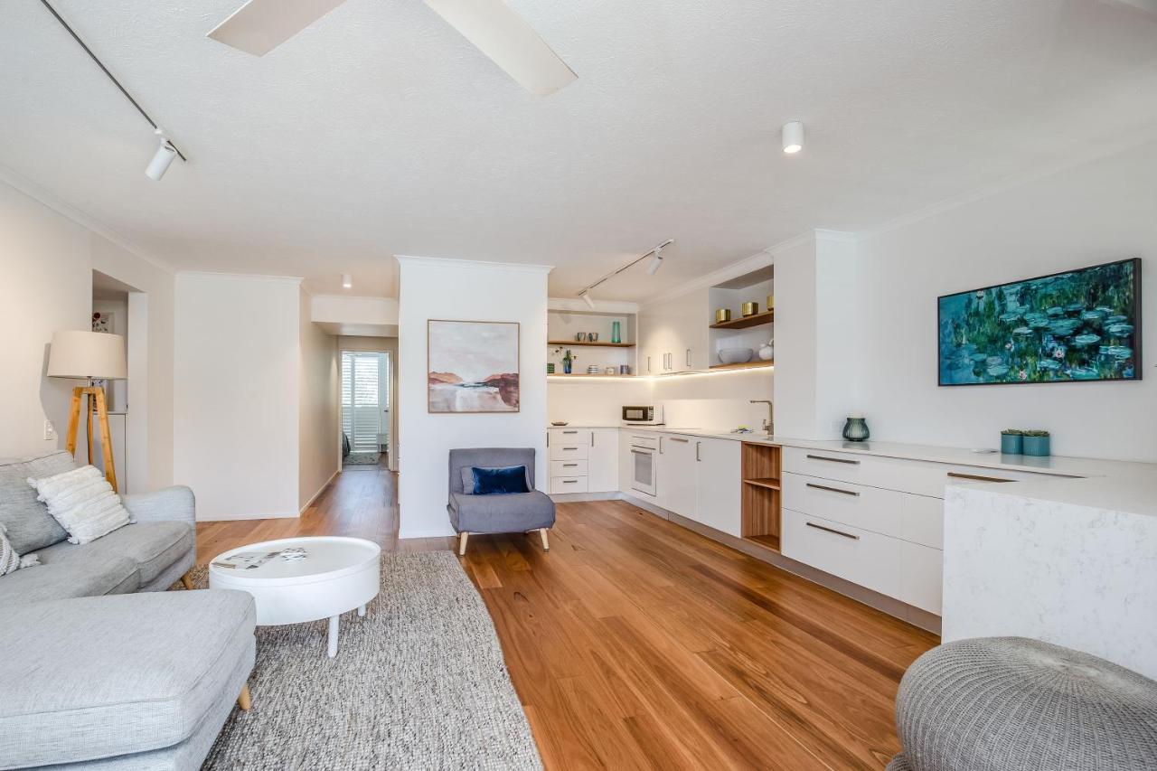 Sandcastles On Currumbin Beach Gold Coast Extérieur photo